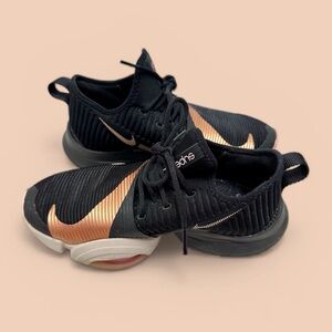 Nike Super Reps Women's 6.5 Black and Gold Athletic Workout/Athletic Shoes